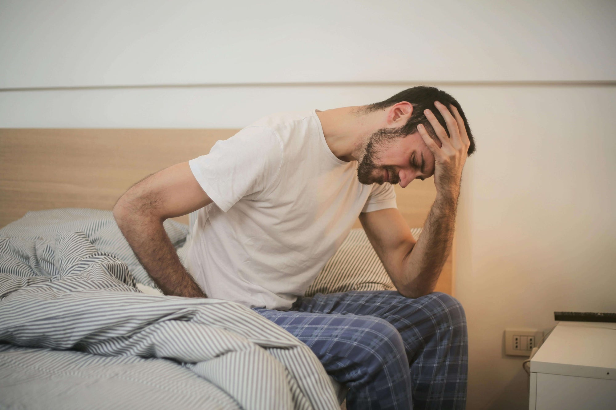 3 Tips to Do Before Bed to Avoid A Hangover